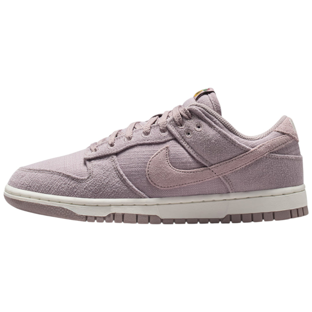 Nike Dunk Low WMN Now Accepting All Flowers Violet